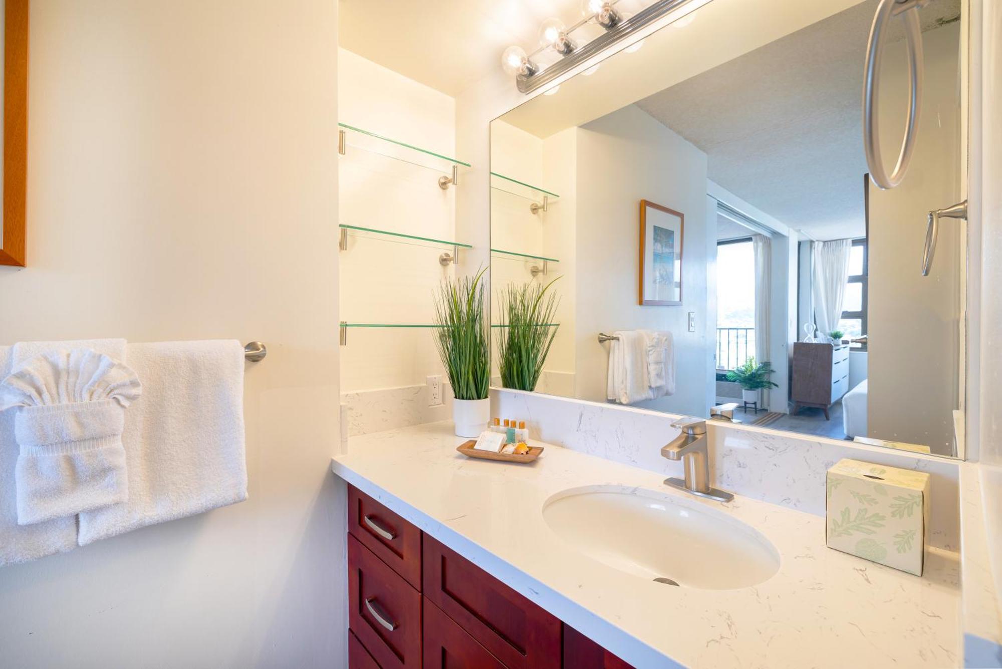 Mountain View Getaway, Free Parking And Beach Steps Away ホノルル エクステリア 写真
